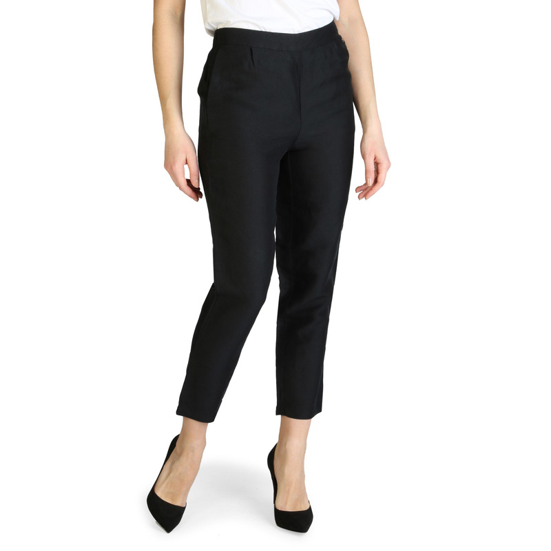 Spodnie marki Armani Exchange model 3ZYP19_YNBBZ. Kolor Czarny, Odzież Damskie. sezon: Wiosna/Lato