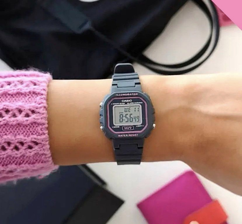 Naręczny Zegarek dziecięcy wielofunkcyjny CASIO