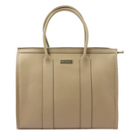 Duża damska skórzana torebka kuferek z paskiem